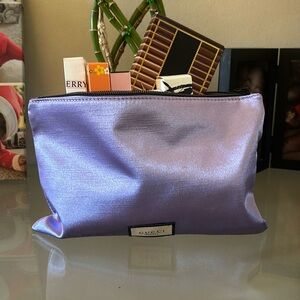 Gucci beauty bag bundle